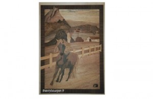 Marqueterie représentant un cheval au galop, derrière des montagnes et un village 